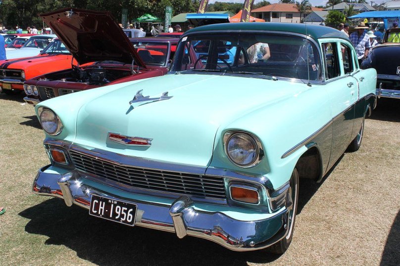 Chevrolet 210