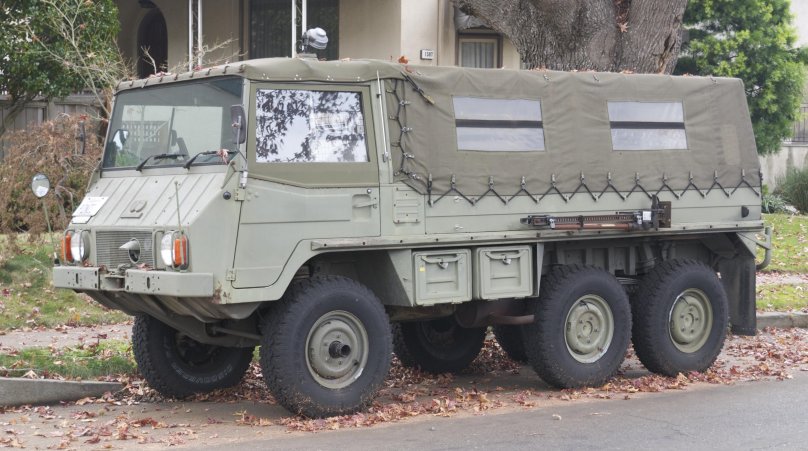 Pinzgauer 6x6
