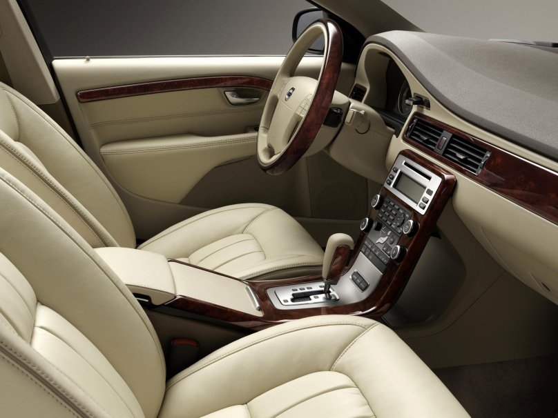 Салон Вольво s80 2 поколение