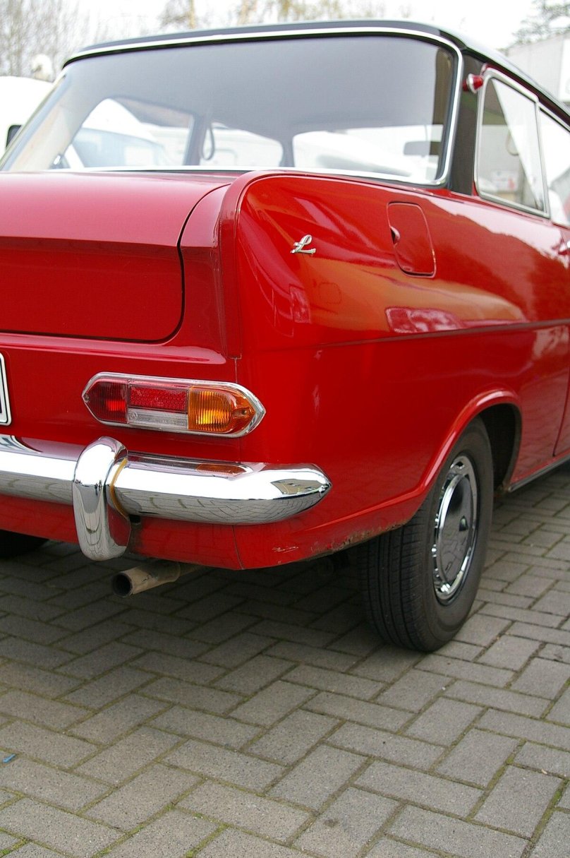 Опель кадет и Москвич