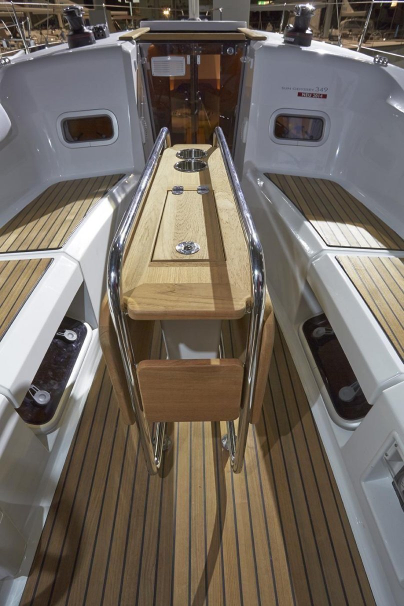 Jeanneau leader 545 Wood