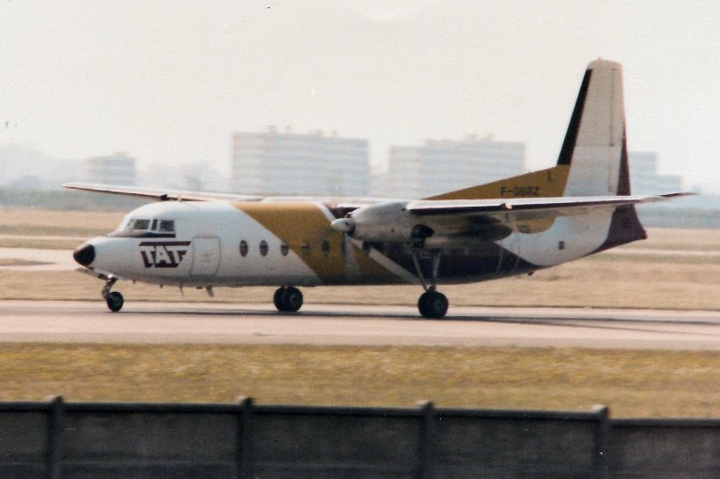 Fairchild FH-227d борт t-571