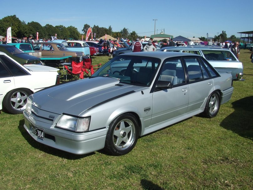 Holden Commodore 1990