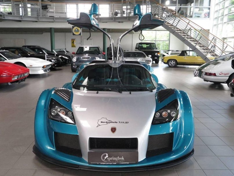 Gumpert Apollo
