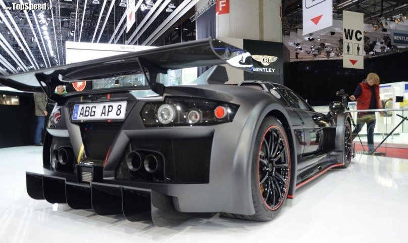 Gumpert Apollo 2012