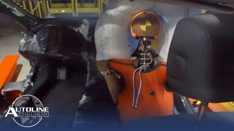 Подушка безопасности новая