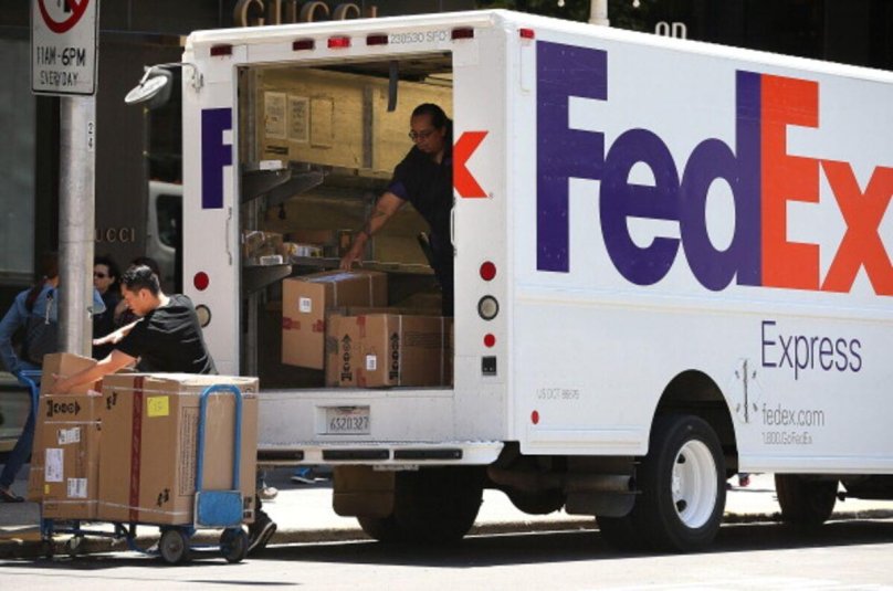 Ups FEDEX