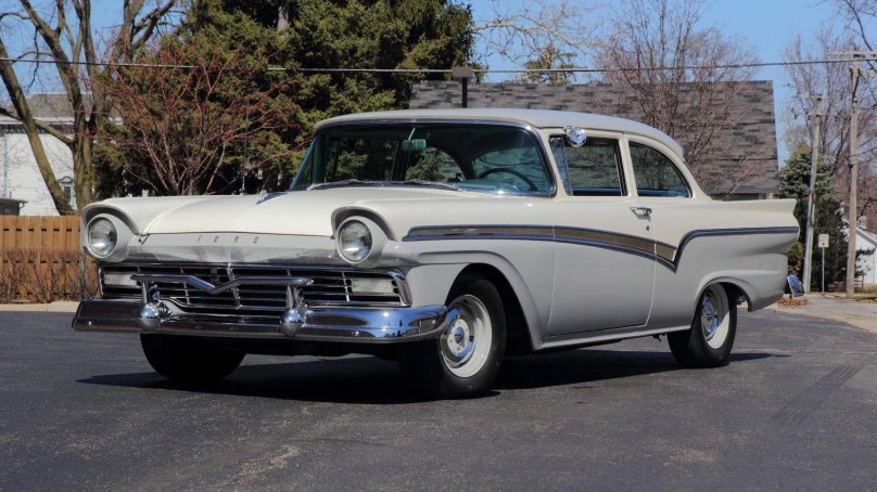 Ford Custom 1957