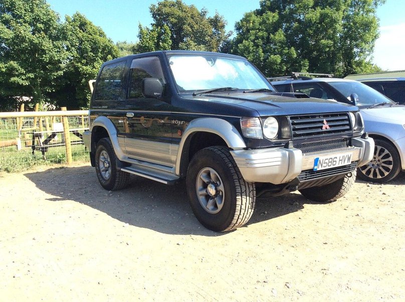 Mitsubishi Shogun SWB 2017