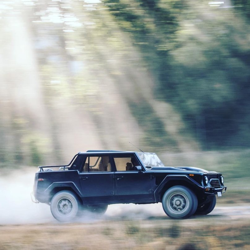 Lamborghini lm002 черный