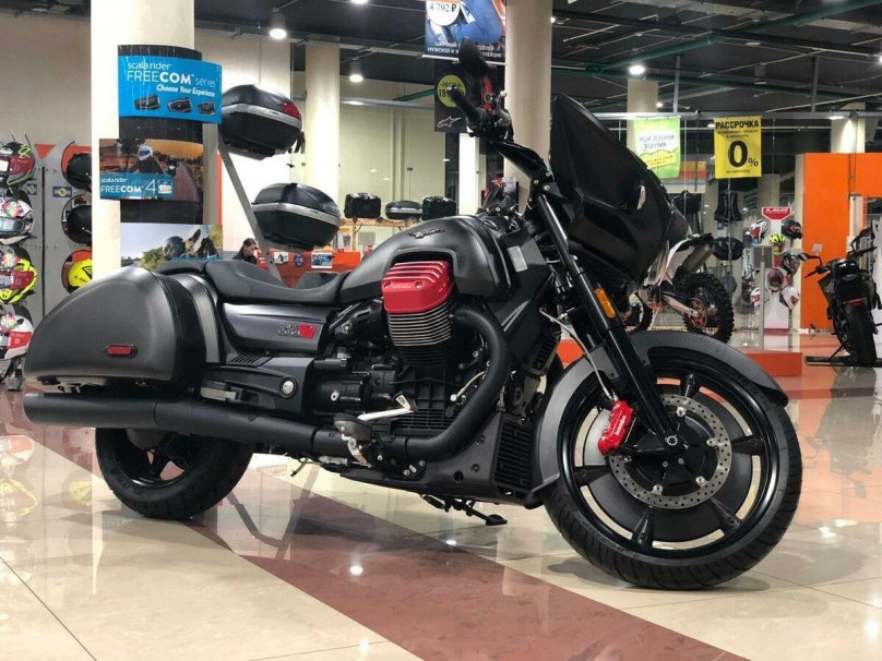 Moto Guzzi MGX-21 Flying Fortress