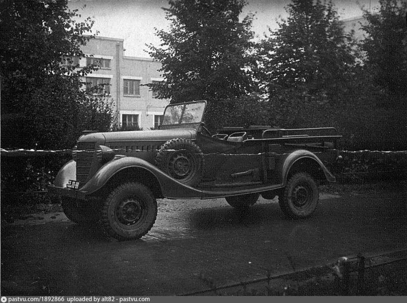 Артиллерийский тягач ГАЗ-61-417