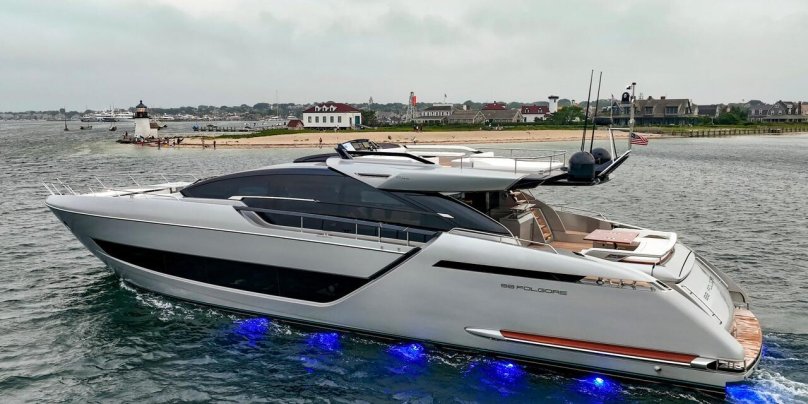 Riva 88 Yacht 2021