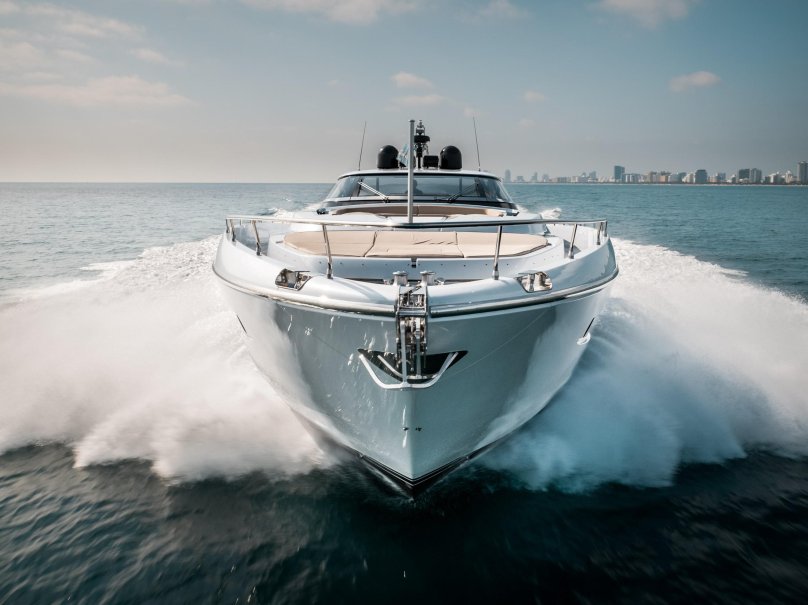 Яхта Riva Folgore 88