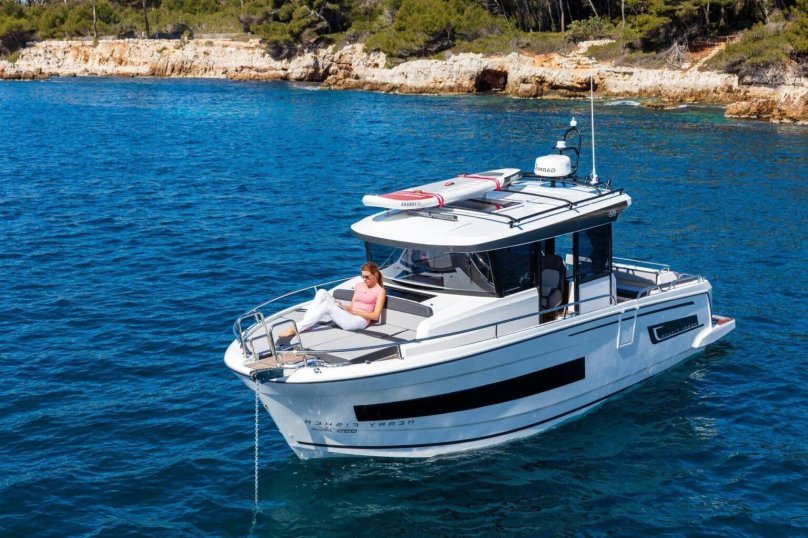 Катер Merry Fisher 895