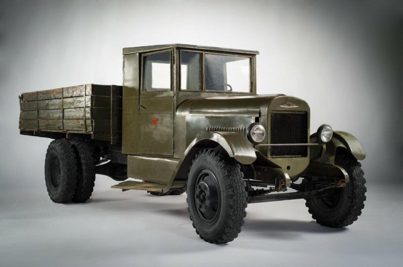 Полуторка и ЗИС 5