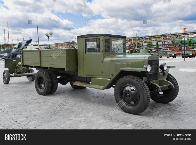 ЗИС парадный