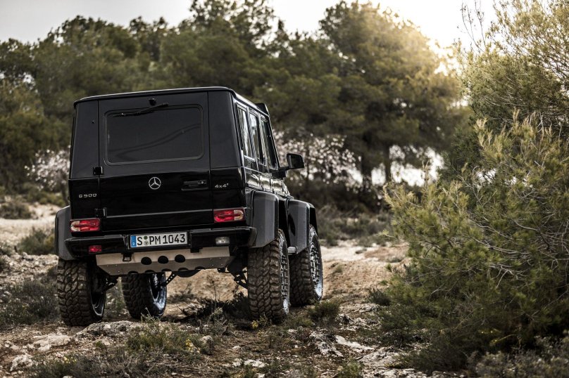 Mercedes Benz g500 4x4 2