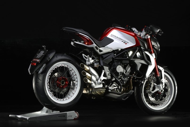 MV Agusta brutale 800
