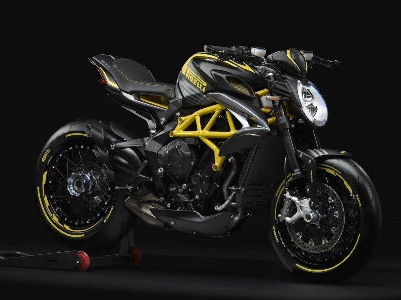 MV Agusta Dragster 800rr Pirelli