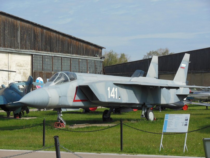 Yak-141 aircraft