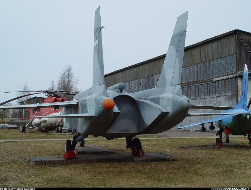 Yak-141 Monino