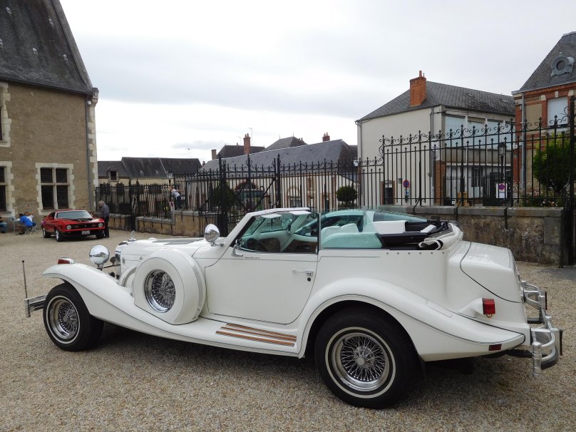 Excalibur Phaeton car