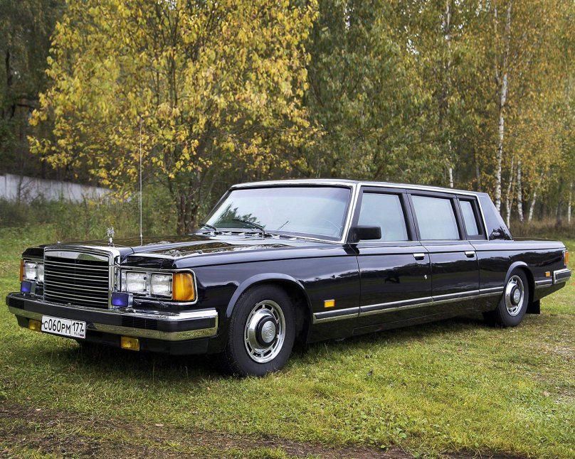Limousine ZIL-41052