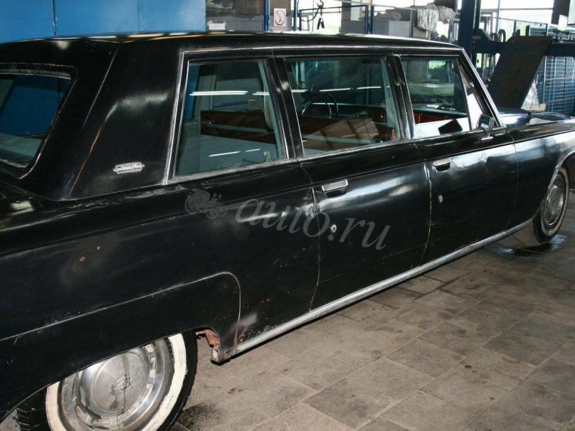 Zil 114 salon
