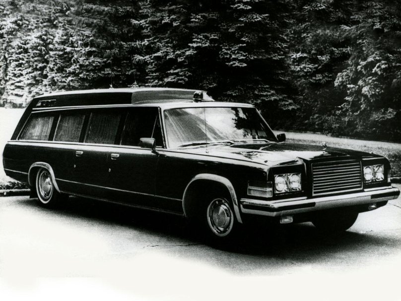 Zil 114 station wagon