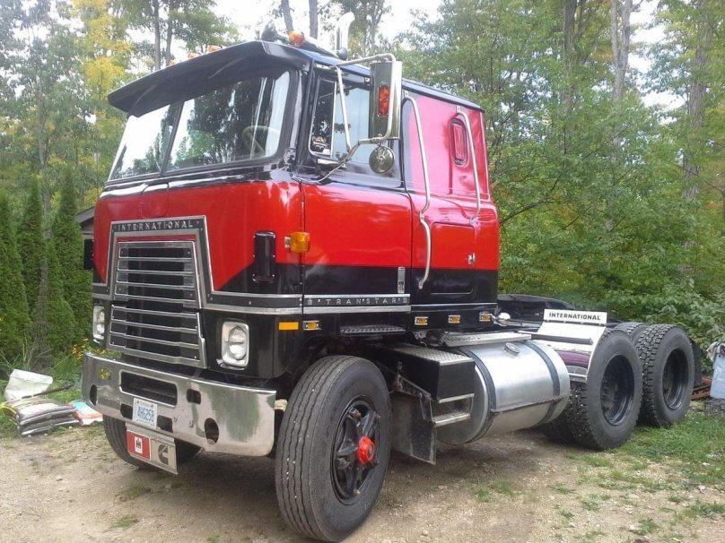 International Transtar tractor