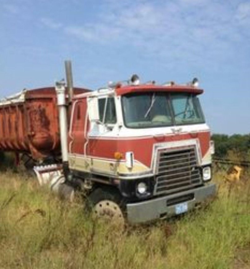 International Transtar 4070 truck