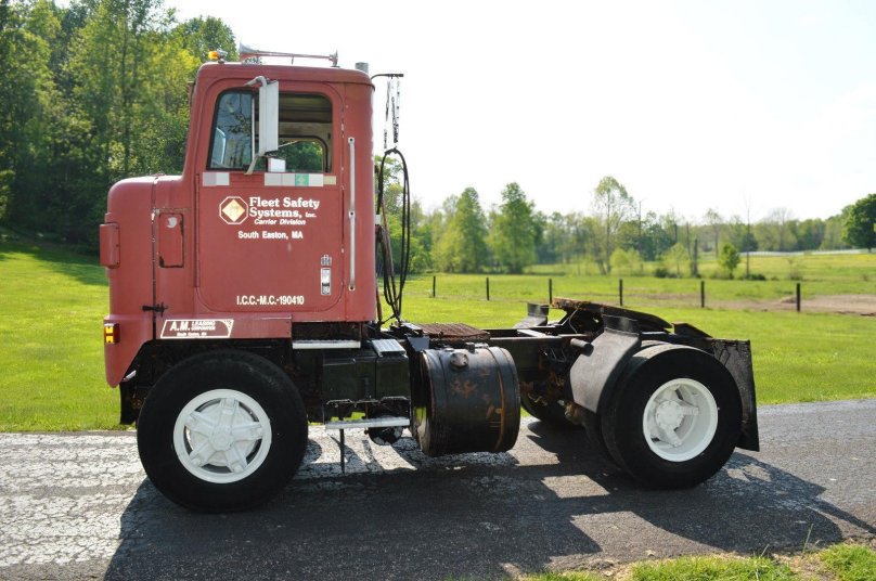 International Truck 1975