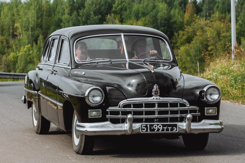 Gaz 12 winter station wagon