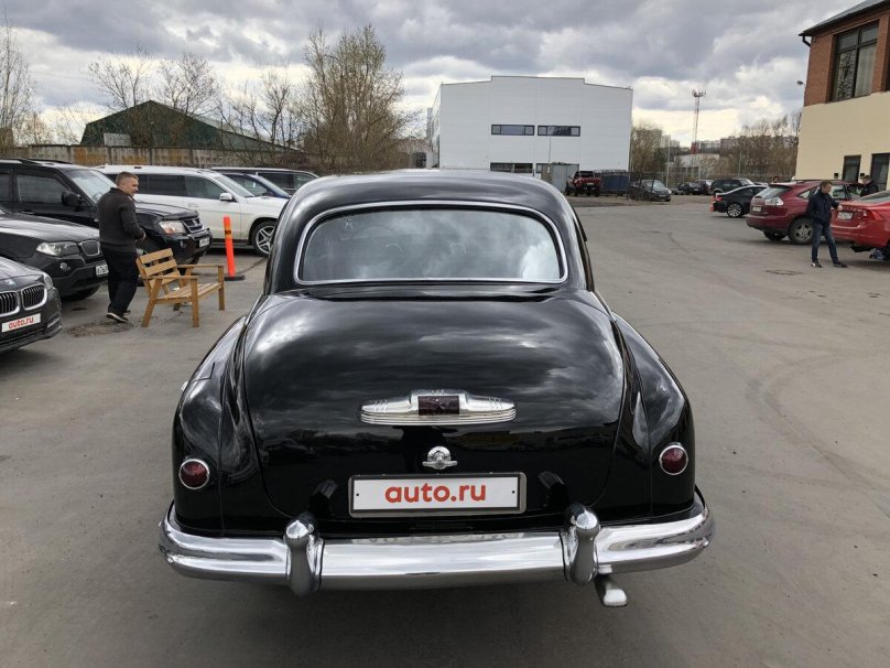 Gaz 12 winter station wagon