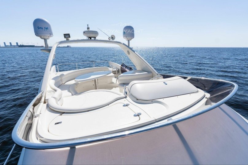 Azimut 55 Black Pearl
