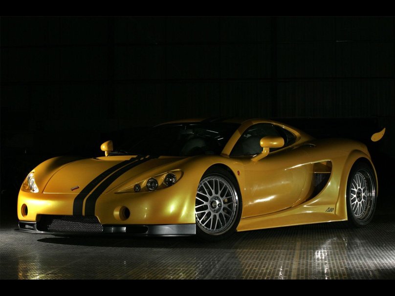 Ascari a10 red