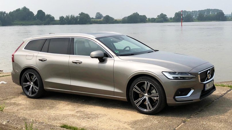 Volvo v60 2018