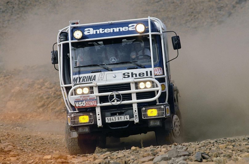 Mercedes Rally Dakar