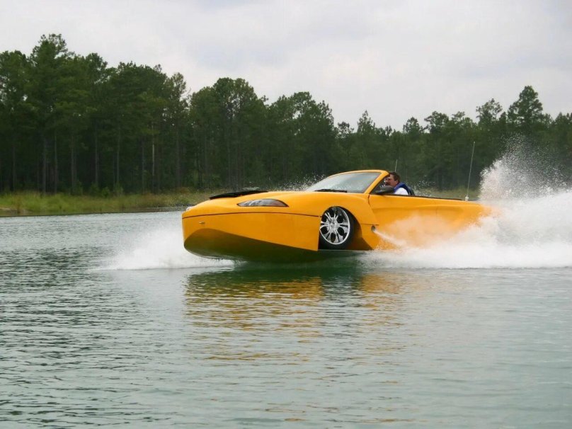 Amphibious car Cami hydra Spyder