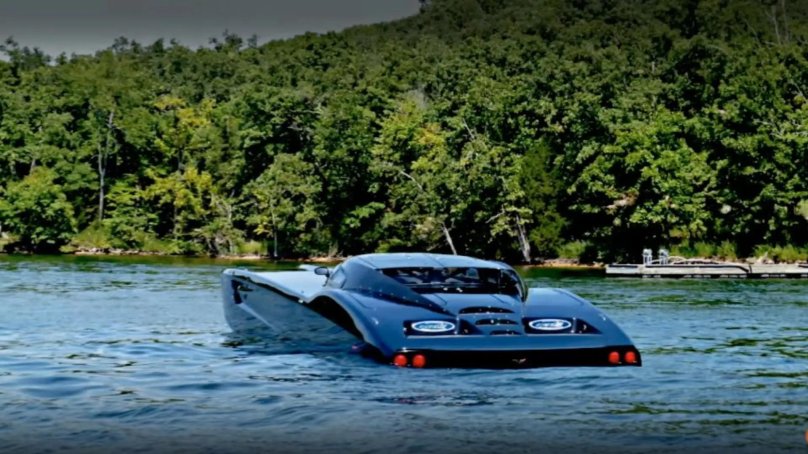 Corvette ZR-48 racing boat