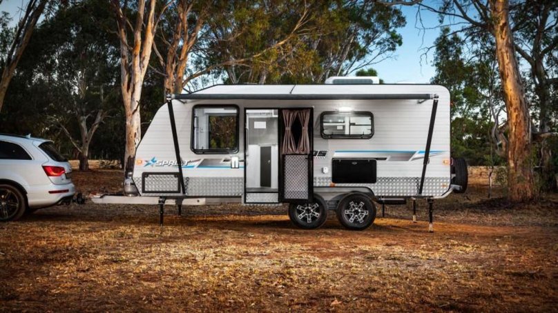 Caravan USA 750