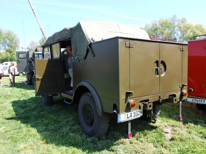 Borgward b-3000 truck
