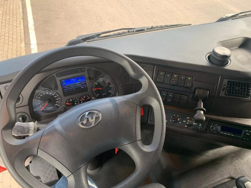 Saic Iveco Hongyan dump truck