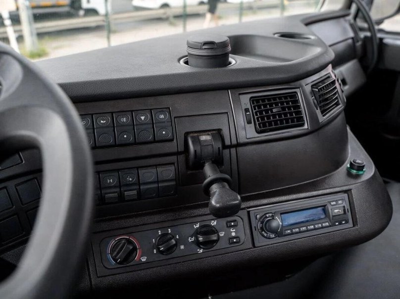 Iveco dump truck 6x4