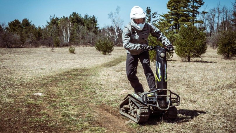 Crawler scooter Shredder