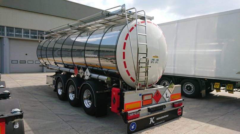 Tank semi-trailer Kassbohrer stb