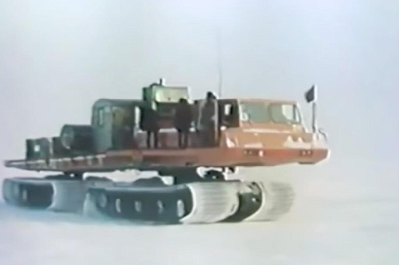 Swamp vehicle SVG-701