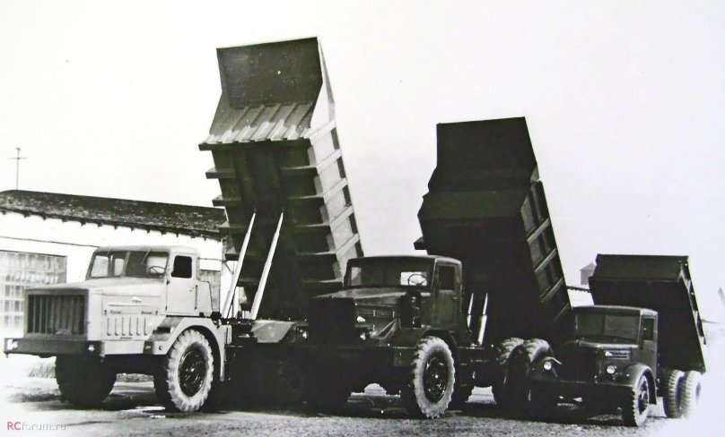 Maz-530 dump truck