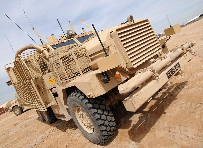 Mastiff armored personnel carrier